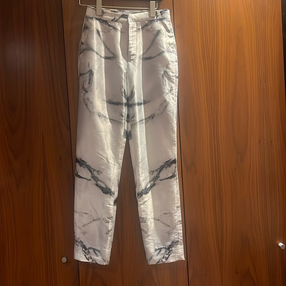 XS size 24 silk unique dress pant.